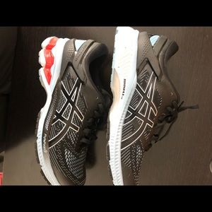 ASICS women’s size 11